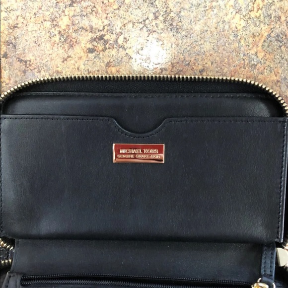 Michael kors wallet - black - Picture 3 of 3